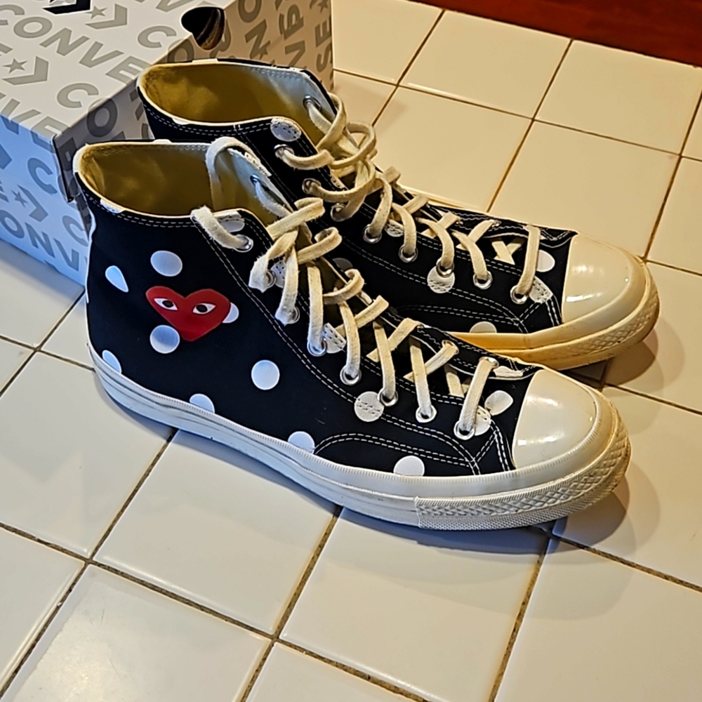 CDG Polk a dot converse size M11